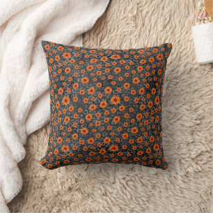 Orangefarbene Schädel und Sonnenblumen, Design 4 Kissen
