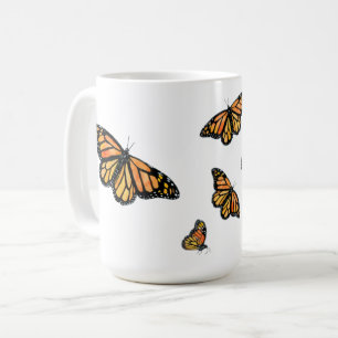 Orangefarbene Schmetterlingswelt Kaffeetasse