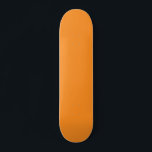 Orangefarbene Skateboard<br><div class="desc">Orangefarbenes Skateboard. Schlichtes Skate-Deck in Orange. Vollfarbiger Orange.</div>