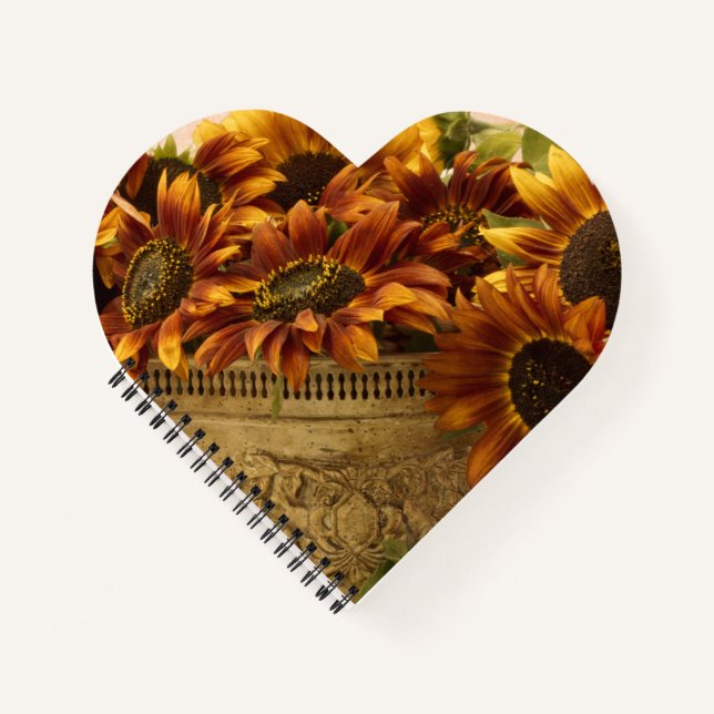 Orangefarbene Sonnenblumen im Körbchen Notizbuch (Vorderseite)
