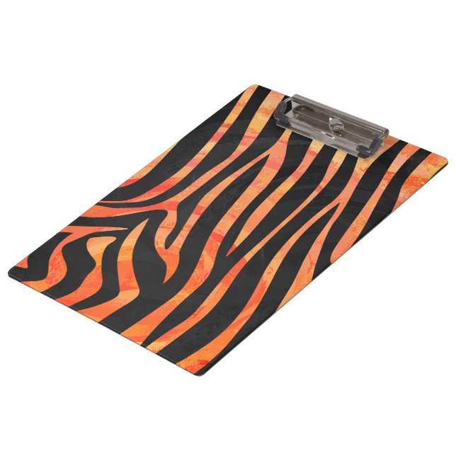 Orangefarbene und schwarze Zebra-Monogramm Klemmbrett (Schrägansicht)