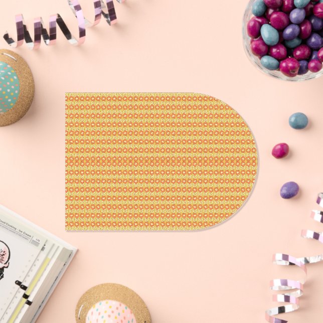 orangefarbener und gelber Hintergrund mit kleinen  Acryleinladungen (Insitu (Feier))