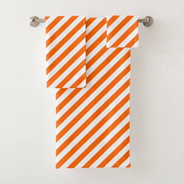 Orangefarbenes Diagonal Streifen Badetuch Set (Insitu)