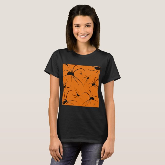 Orangefarbenes Halloween-Muster, Schwarze Spider T T-Shirt (Vorne ganz)