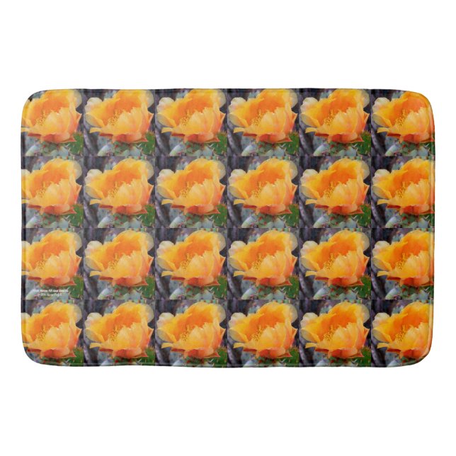Orangefarbenes Pantopuntia Kakteen Blume Foto Badematte (Vorderseite)