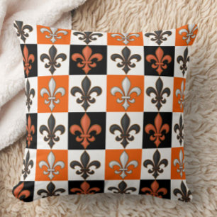 Orangefarbenes Schwarz-weißes Fleur-de-lis-Design Kissen