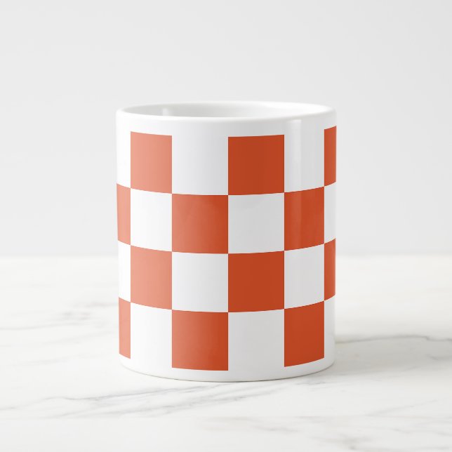Orangefarbenes und weißes Karton-Muster Jumbo-Tasse (Vorderseite)