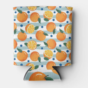 Orangen auf gestreiftem Hintergrund, Sommermuster. Dosenkühler