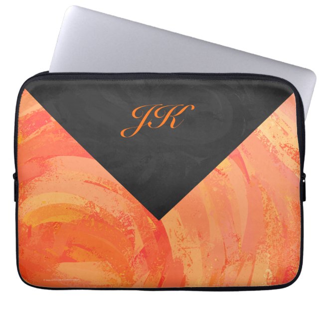 Orangen- und Schwarze Monogramm-Feuersee Laptopschutzhülle (Vorderseite)