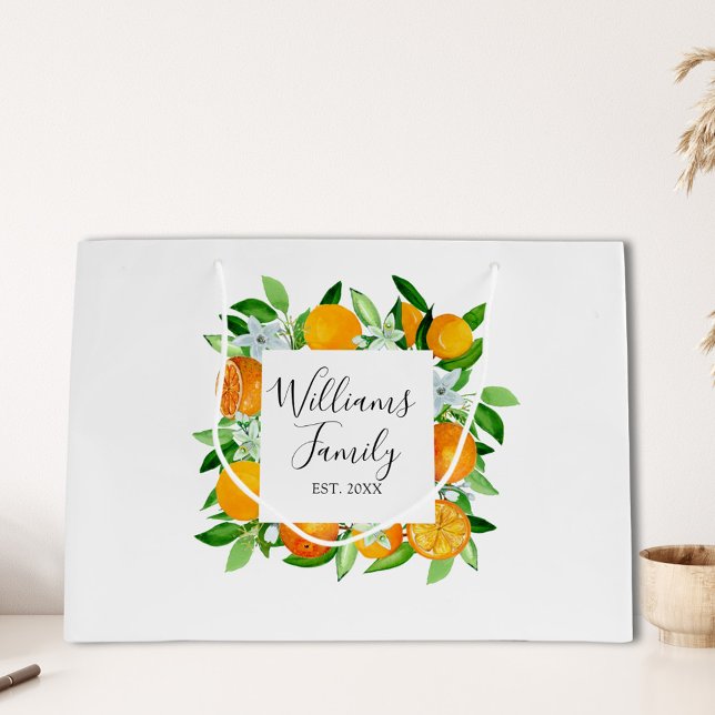 Orangenfrüchte und Blume Sommer Blütenpflanzliche Große Geschenktüte (In situ)