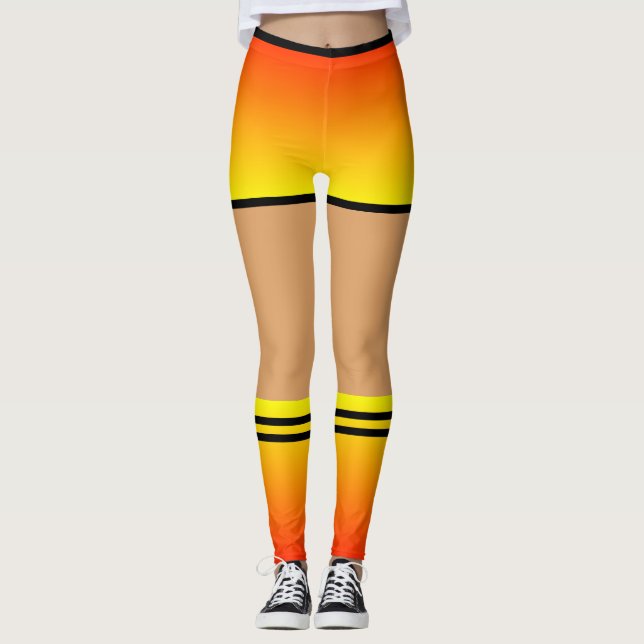 Orangengelbe Shorts Leggings Socken Schwarzer Stre (Vorderseite)