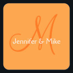 Orangenkleber für das Hochzeitstich Quadratischer Aufkleber<br><div class="desc">Wedding Monogram Orange Sticker Design von Elke Clarke © 2008 Anpassbar.</div>