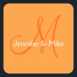 Orangenkleber für das Hochzeitstich Quadratischer Aufkleber<br><div class="desc">Wedding Monogram Orange Sticker Design von Elke Clarke © 2008 Anpassbar.</div>