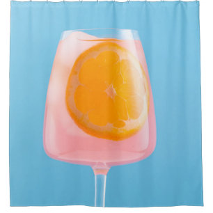 Orangensaft in klarem Trinkglas Duschvorhang