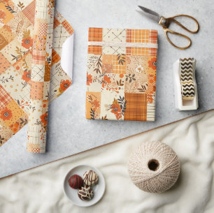 Oranges Quilt-Karo Cottagecore-Blumenmuster Geschenkpapier