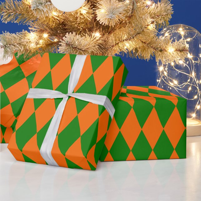 Oranges und grünes Harlekin-Karuomuster Design  Geschenkpapier (Von Creator hochgeladen)