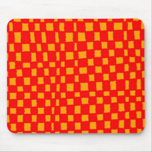 Oranges und rotes kariertes Schachbrettmuster Bold Mousepad