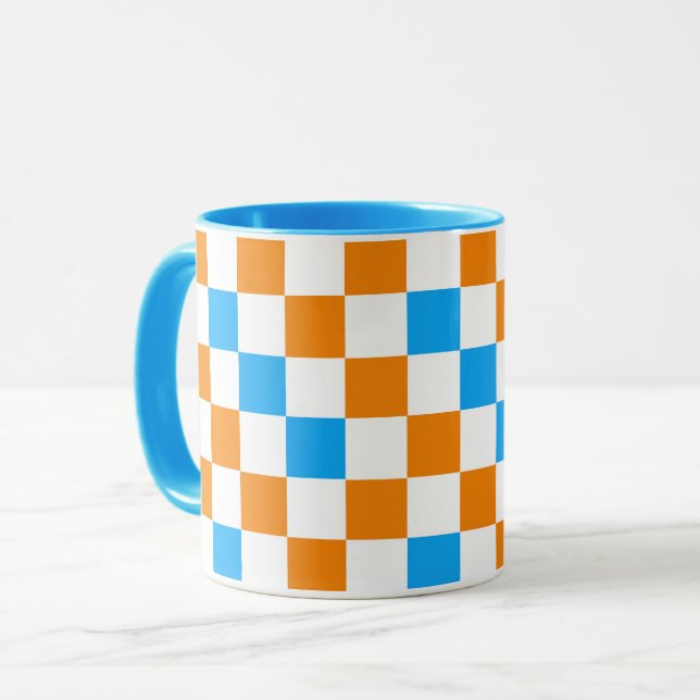 Oranges Weiß-Blau-Karo-Muster-Design  Tasse (Vorderseite Links)