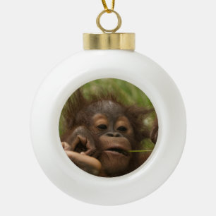 Orangutan Baby Keramik Kugel-Ornament