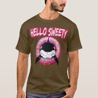 Orca schwimmt mit Donut T-Shirt