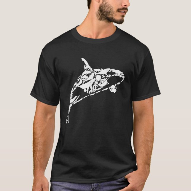 Orca Whale Schwimmen mit der Ocean Family T-Shirt (Vorderseite)