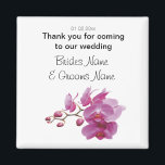 Orchid Wedding Souvenirs Keepsakes Giveaways Magnet<br><div class="desc">Klicken Sie auf unseren Shop 'Floral Collections' und sehen Sie sich alle COLLECTIONS an, um das passende gedruckte Material für unsere vielen wunderschönen Blumenzauber, einschließlich Verlobung, zu finden, die Terminkarten, Brautparty & Hochzeitseinladungen, Sitzpläne, Tischkarten, Gästebüchern, Bannern und Ideen zu speichern. . Souvenirgeschenke wie Gefälligkeitskästen, Schlüsselanhänger, Magnete, Karten, Schokolade, Zauber, Halsketten...</div>