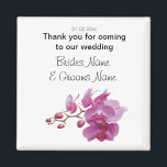 Orchid Wedding Souvenirs Keepsakes Giveaways Magnet<br><div class="desc">Klicken Sie auf unseren Shop 'Floral Collections' und sehen Sie sich alle COLLECTIONS an, um das passende gedruckte Material für unsere vielen wunderschönen Blumenzauber, einschließlich Verlobung, zu finden, die Terminkarten, Brautparty & Hochzeitseinladungen, Sitzpläne, Tischkarten, Gästebüchern, Bannern und Ideen zu speichern. . Souvenirgeschenke wie Gefälligkeitskästen, Schlüsselanhänger, Magnete, Karten, Schokolade, Zauber, Halsketten...</div>