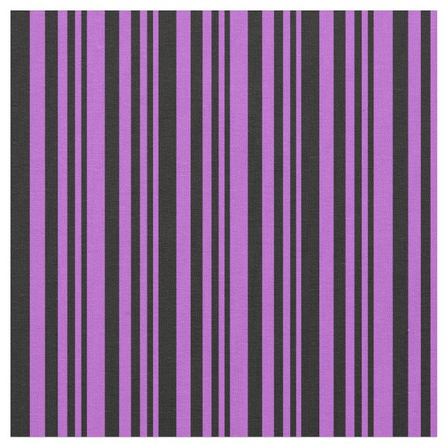 Orchideen und schwarze farbige Linien Stoff (Nahaufnahme)
