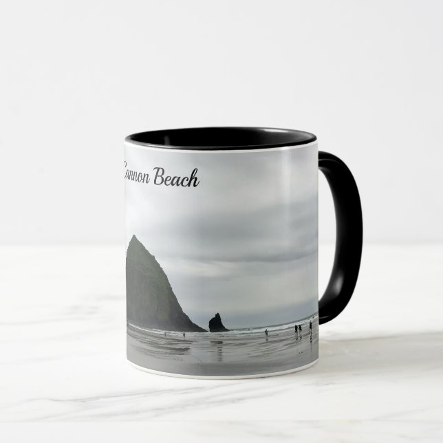 Oregon-Küsten-Kanonen-Strand-Heuschober-Felsen Tasse (VorderseiteRechts)