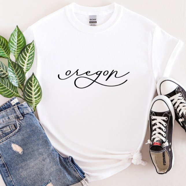 Oregon Script Staat Frauen T - Shirt (Von Creator hochgeladen)
