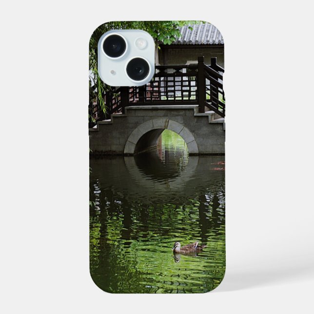 Oriental iPhone 15 Hülle (Rückseite)