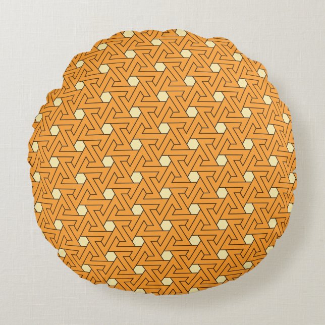 Oriental Orange Beige Triskelion Ägyptisches Muste Rundes Kissen (Vorderseite)
