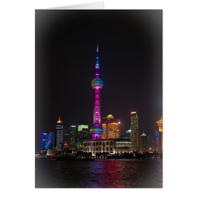 Oriental Pearl Tower - Shanghai, China (Vorne)