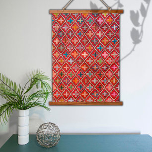 Orientaler Vintage-Scharlachroter türkischer Kilim Wandteppich Mit Holzrahmen