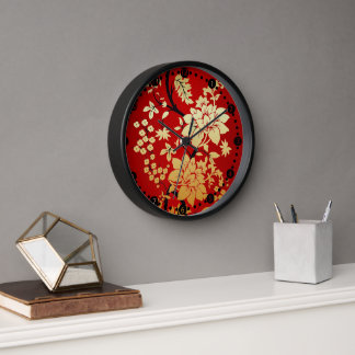 Orientalische Golden Blume auf Rot Wanduhr