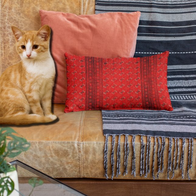 Orientalischer Teppich in lebhaften Roten Lendenkissen (Von Creator hochgeladen)