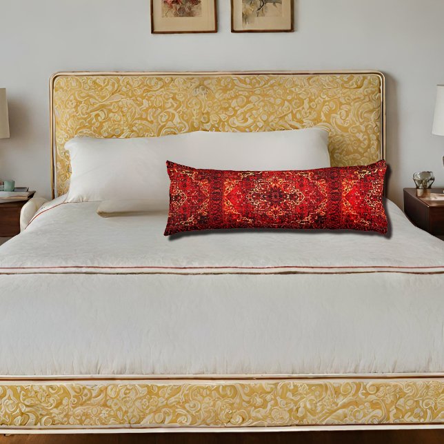 Orientalisches Teppichdesign in dunkelrot Seitenschläferkissen (Von Creator hochgeladen)