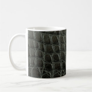 Originelle schwarze Alligatorledertextur, nah Kaffeetasse
