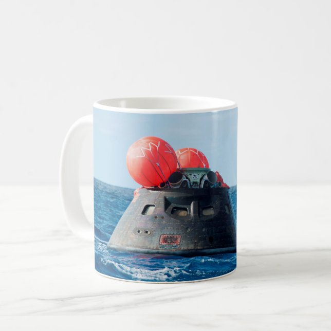 Orion Capsule Spacecraft Ocean Erholung Kaffeetasse (Vorderseite Links)