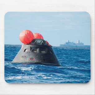 Orion Capsule Spacecraft Ocean Erholung Mousepad