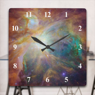 Orionnebel mit weißen Zahlen Quadratische Wanduhr