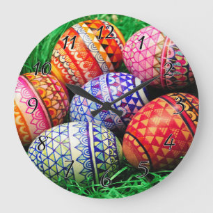 Ornate Easter Eggs Große Wanduhr