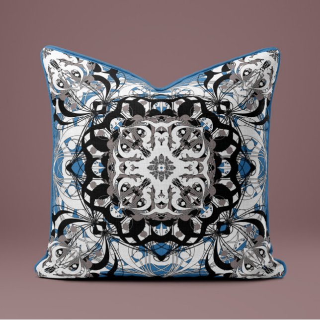 Ornate Mandala Decorative Pillow in Delft Blue Kissen (Von Creator hochgeladen)