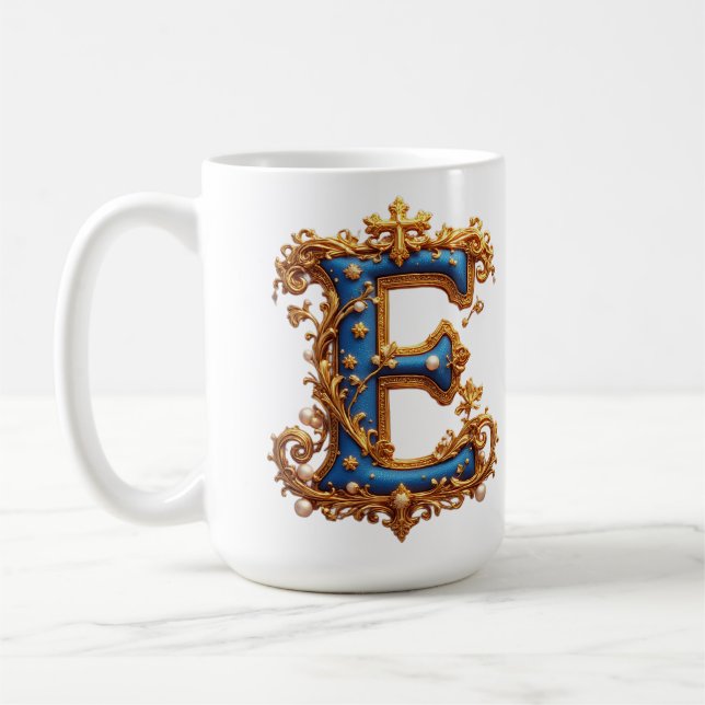 Ornates blaues Buchstaben E Kaffeetasse (Links)