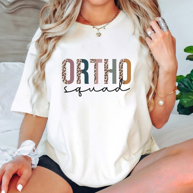Ortho Squad, Leopard Print Orthopädie Krankenschwe T-Shirt (Ortho Squad, Leopard Print Orthopedic Nurse T-Shirt)