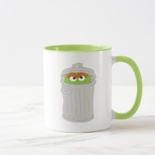 Oscar der Grouch und seine Mülleimer können Tasse