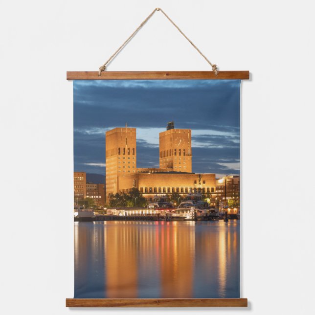Oslo City Hall Norwegen Wandteppich Mit Holzrahmen (Vorderseite)