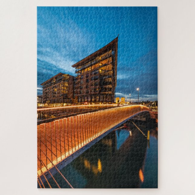 Oslo in der Nacht, Norwegen Puzzle (Vertikal)
