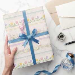 Oster-Ei-Streifen im Pastell – Tulpen & Blumen Geschenkpapier