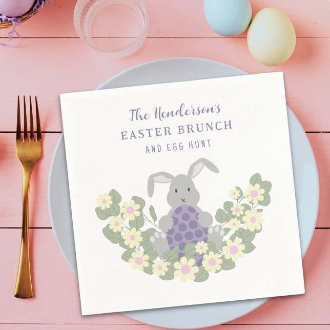 Osterbrunch und Eierjagd Niedliche Bunny Bloral Serviette (Personalized easter egg hunt spring brunch cute bunny floral purple whimsical script napkin)